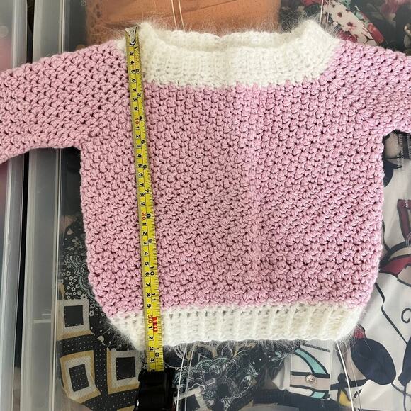 Gorgeous Handmade Girl's Pink And White Pullover Sweater Size 4-5 T - Picture 8 of 8